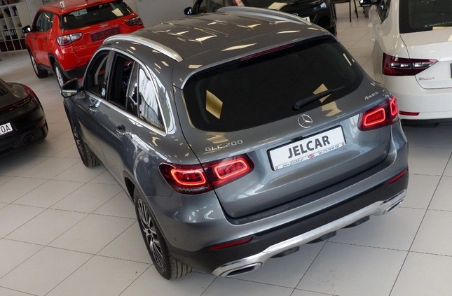 Mercedes-Benz GLC cena 159999 przebieg: 84000, rok produkcji 2019 z Środa Wielkopolska małe 301